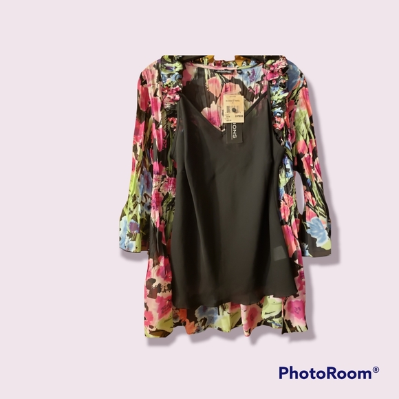 Notations Blouse - Picture 2 of 2